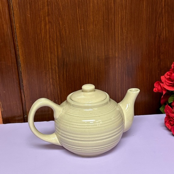 Vintage Glazed ceramic 3D Apples Teapot - Picture 2 of 10